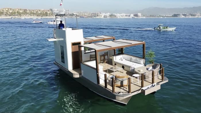 Half-day Cabo San Lucas discovery: Your short escape on a motorboat