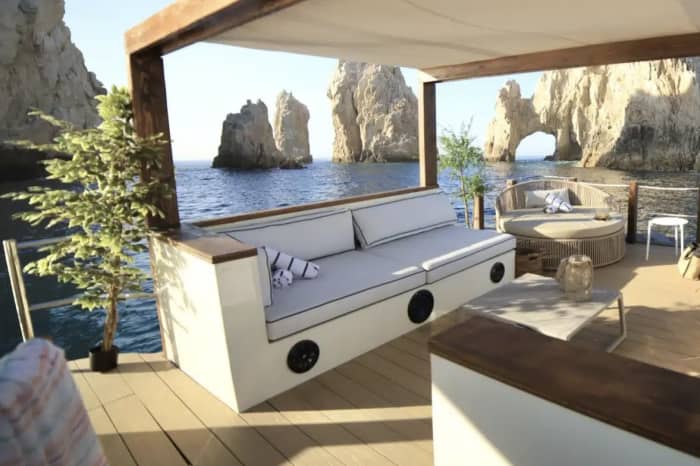 Half-day Cabo San Lucas discovery: Your short escape on a motorboat