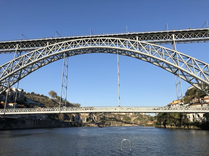Half-day Castelo de Paiva discovery: Your short escape on a motorboat
