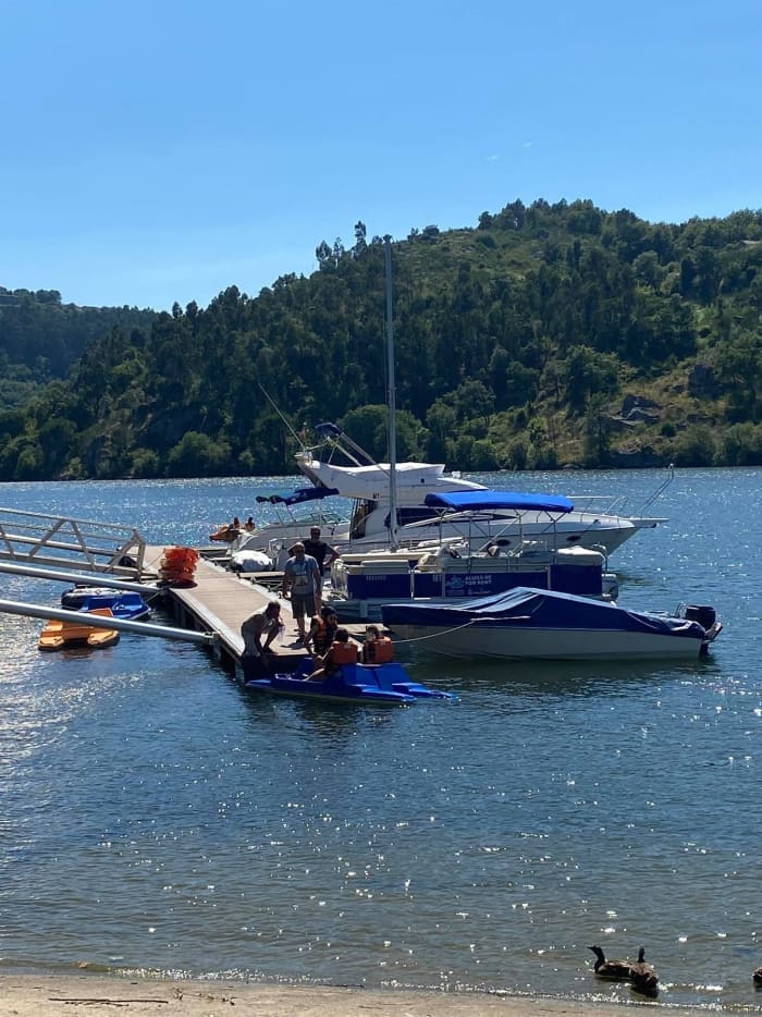 Half-day Castelo de Paiva discovery: Your short escape on a motorboat
