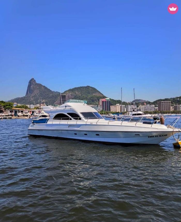 Viste della Fortezza: tour privato in barca a Praia do Forte e Urca