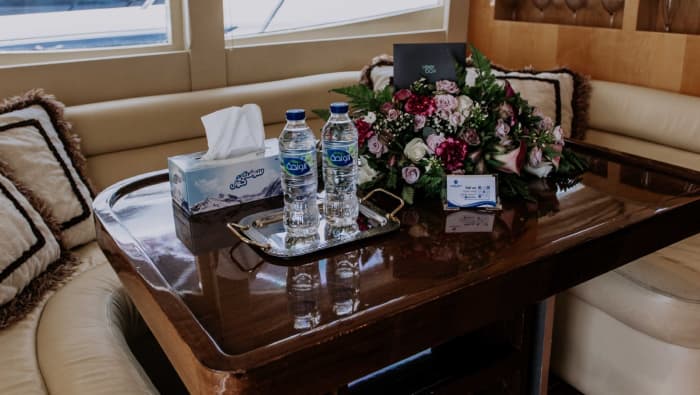 A full day of magic in Dubai on a motorboat