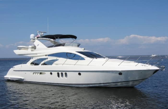 4-Hour BBQ Yacht Cruise in Abu Dhabi