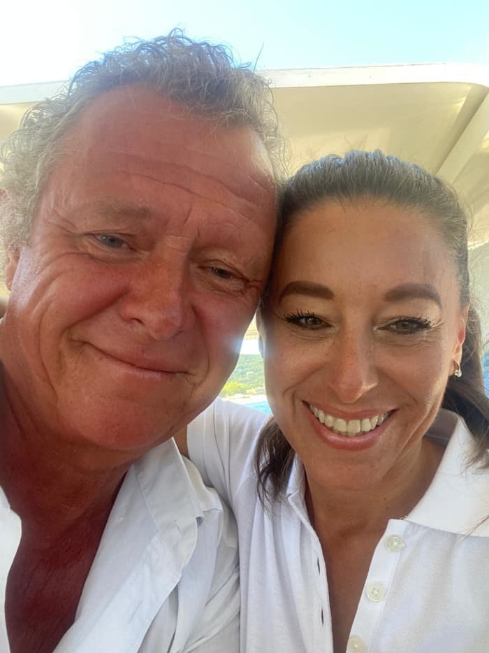 Daily trip on a motor yacht departing from Saint-Tropez
