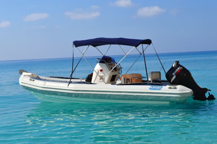 Disfruta de 6 horas en lancha motora para explorar Preveza.