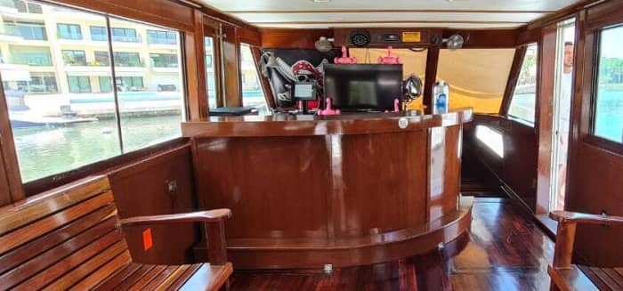 A full day of magic in Puerto Aventuras on a motor yacht