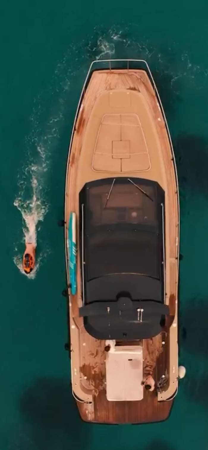 4 uur om Monaco te verkennen per motorboot, vertrek om 10.00/14.00 uur of om 14.00/18.00 uur.