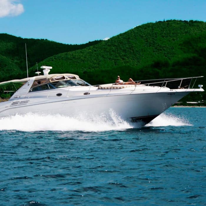 4 godziny na zwiedzanie Charlotte Amalie łodzią motorową