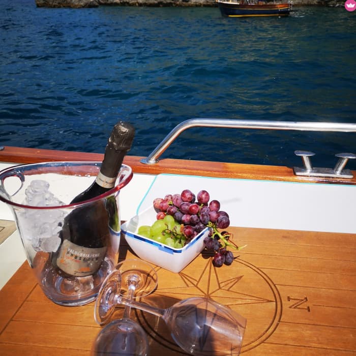 Capri Escape from Praiano: Eilandmagie en uitzicht op de kustlijn
