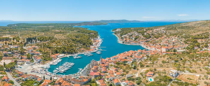 Découvrez Hvar et la Corne d'Or – Une aventure d'une journée sur l'île en bateau à moteur au départ de Split
