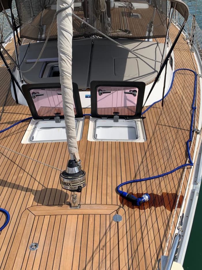 Geniet van een dag op een luxe zeilboot en ontdek Sitges.