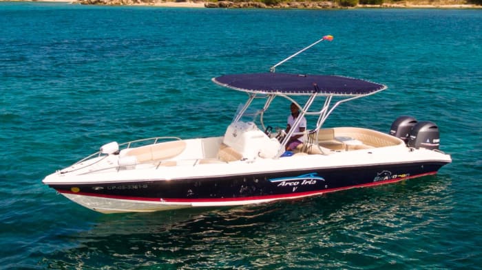 Motorboot huren voor een hele dag in Cartagena