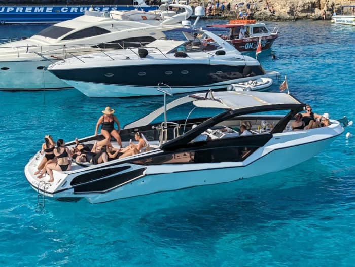 Privé chartercruise van een hele dag in het zuidelijke gebied