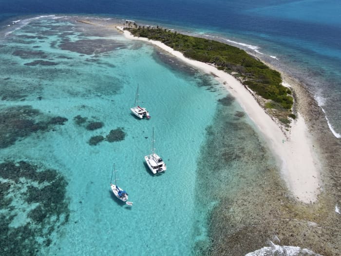 Enjoy a day at sea in Le Marin on a sailboat