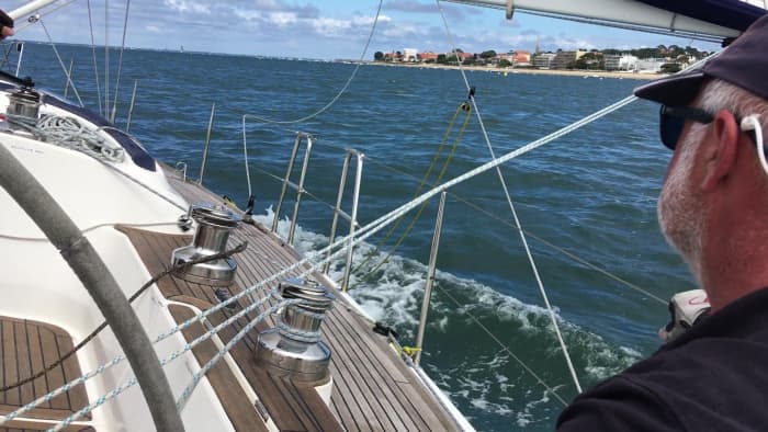 Das Beste von Arcachon findet man auf dem Wasser: Ihr privater Ganztagesausflug mit einem Segelboot