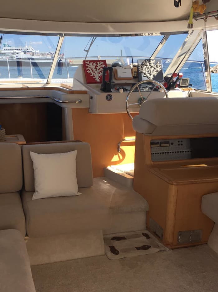 Your day in Marsala: Rent a motorboat for a full day of discovery