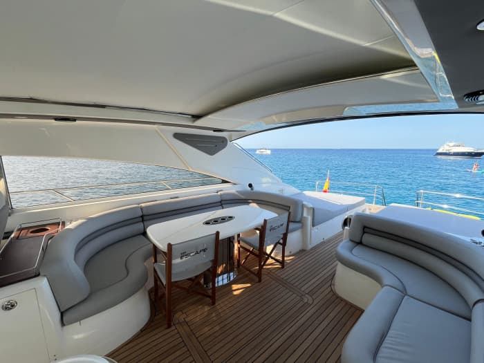 VIP ESCAPE – Luxuriöses privates Yacht-Erlebnis in Menorca