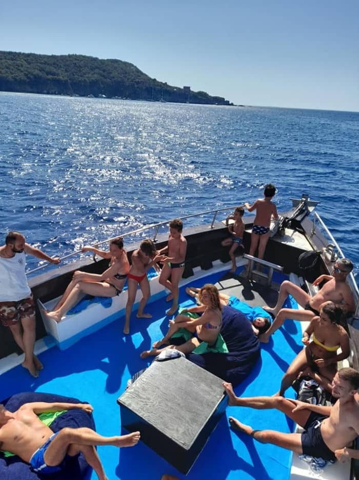 Gita privata in motoscafo intorno a Ischia