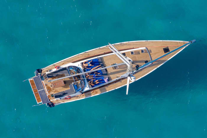 Palermo from the Sea on a Luxury Yacht, Exclusive Tour - Four Hours Sailing Between Mondello and Capo Gallo