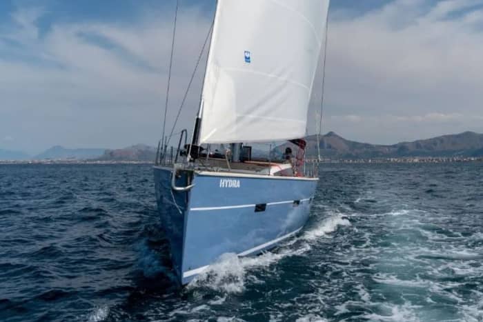 Palermo from the Sea on a Luxury Yacht, Exclusive Tour - Four Hours Sailing Between Mondello and Capo Gallo