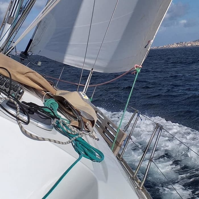 Private 4-hour sailing excursion in Barcelona.