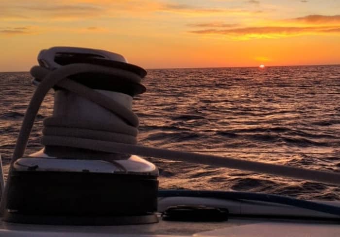 Private 4-hour sailing excursion in Barcelona.