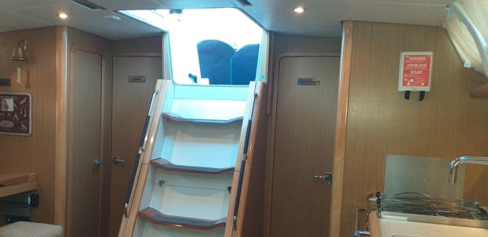Private 4-hour sailing excursion in Barcelona.