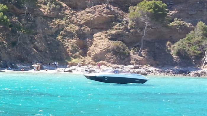 7-hour tour with a local skipper