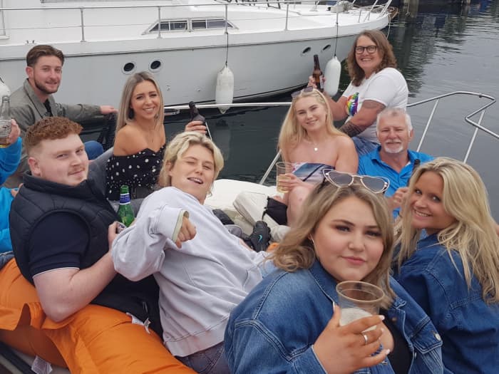Unforgettable memories exploring the Upper Thames.