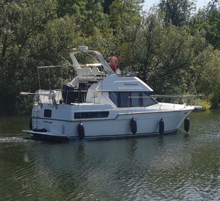 Unforgettable memories exploring the Upper Thames.