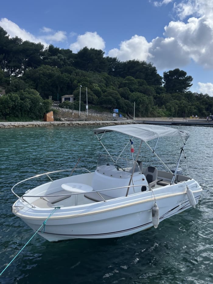 Soak up the sun on a 9-hour boat trip to Antibes