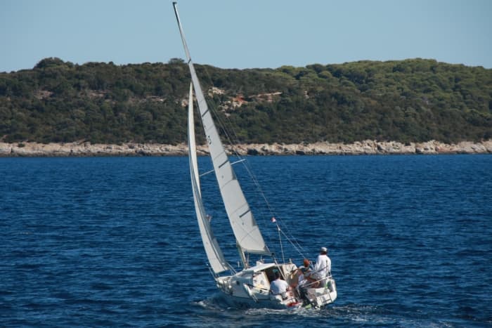 Journée complète de voile à Vis