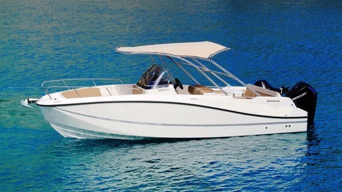 4h to explore Rhodes on a motorboat
