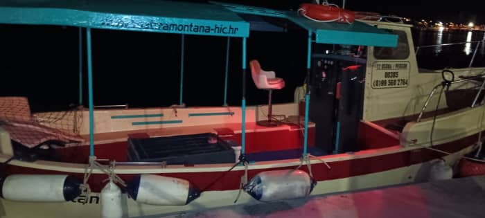 Escapade à Pula : 2h15 de détente en bateau à moteur