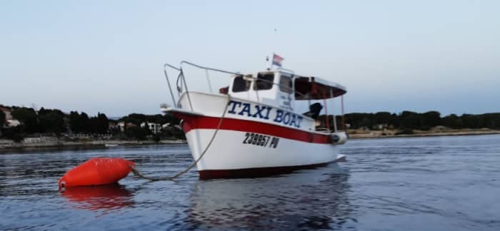 Escapade à Pula : 2h15 de détente en bateau à moteur
