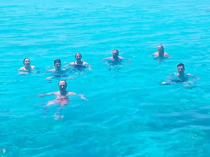 Votre escapade VIP à Piso Livadi : une traversée de 3 h 30 en goélette