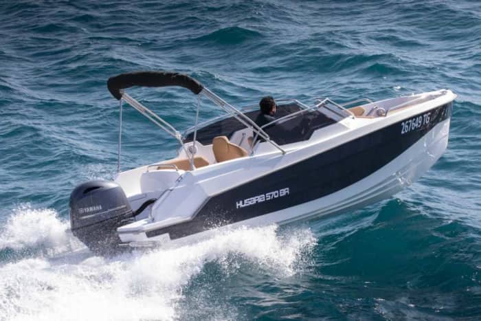 Your private motorboat for a day around Trogir