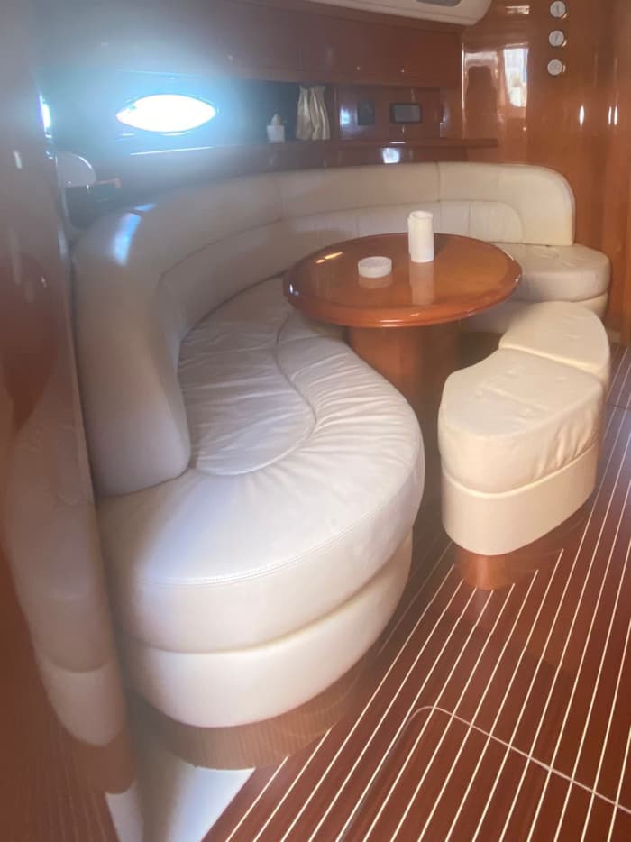 Profitez d'une excursion de 8 heures en bateau à moteur à Porto Santo Stefano.