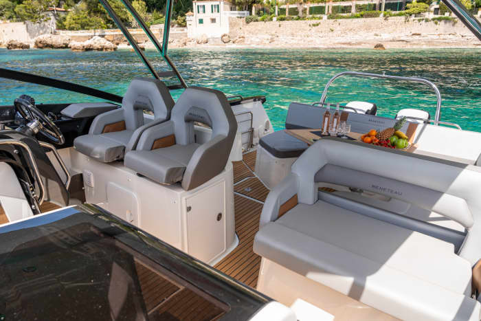 Experience Beaulieu-sur-Mer like never before on a motor boat