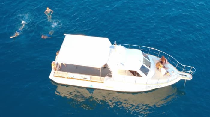 2,5 Stunden Zeit, um Funtana mit einem Motorboot zu erkunden