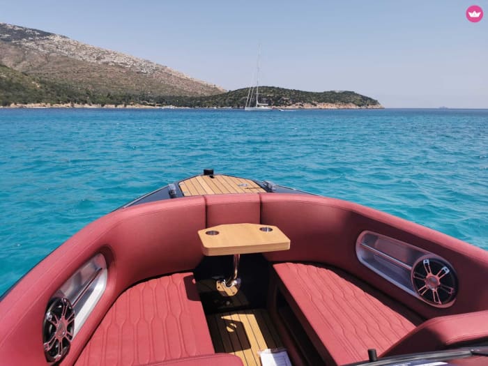 The Pearls of the Northeast: Tavolara and Molara from the sea