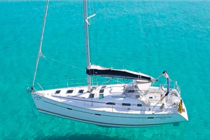 Spend 3 hours in the warm waters of Barcelona.