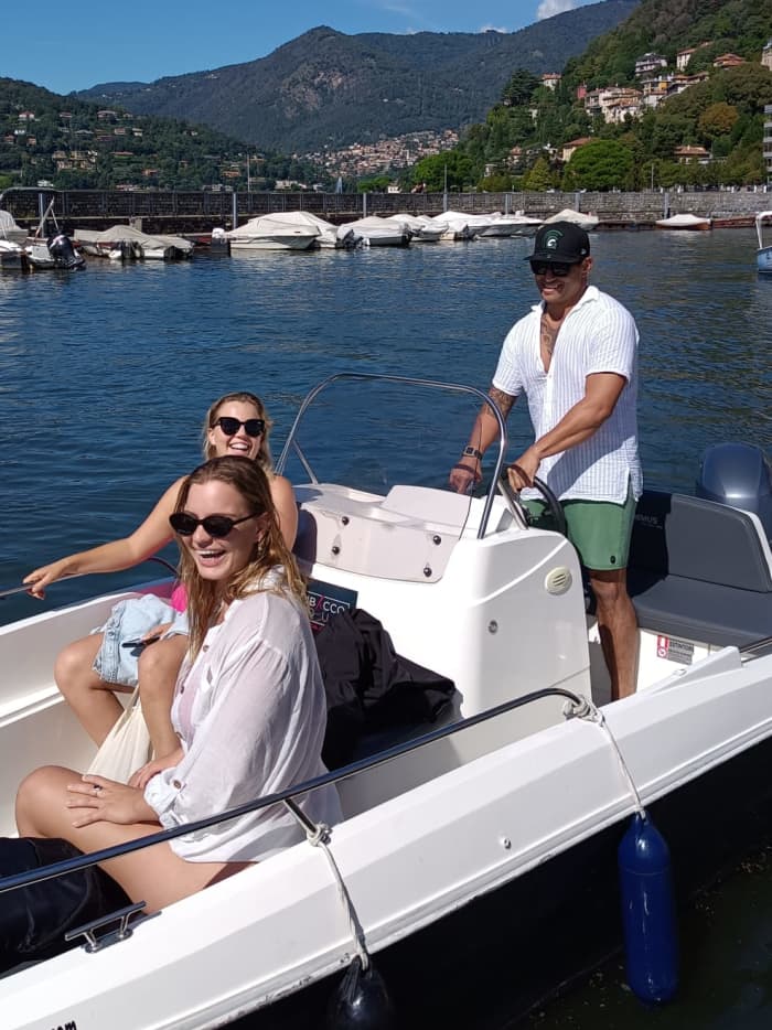Rent 2h Drive your self