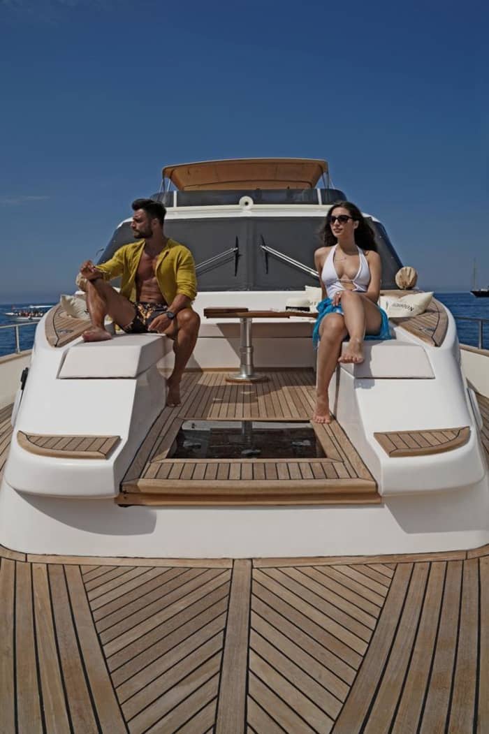 Un Benetti Sail Division 72 in Rotta per Capri