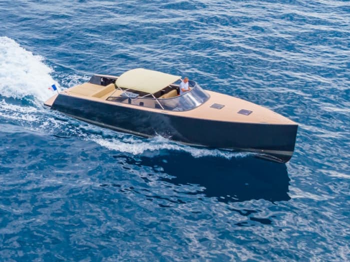 Prywatny wynajem łodzi motorowej w okolicach Cannes VanDutch40