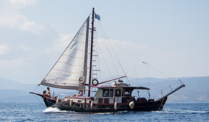 White, blue, and divine: A full day on a motorboat