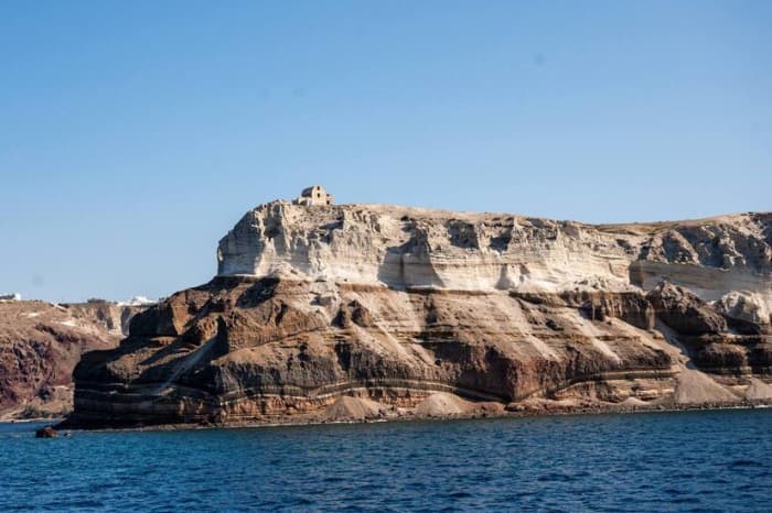 Capitaine Leo - Croisière privée en yacht au coucher du soleil autour de Santorin