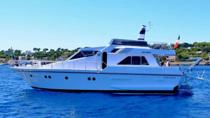 Private yachts & exceptional anchorages on the French Riviera