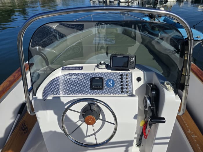 Jouw dag in Zadar: Huur een motorboot voor 9 uur ontdekkingstocht
