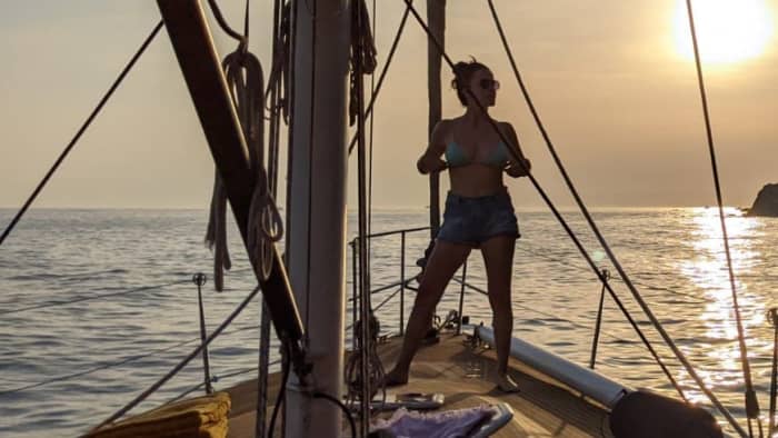 Der Rhythmus von Marina di Ragusa: Unvergessliche Momente auf einem Segelboot
